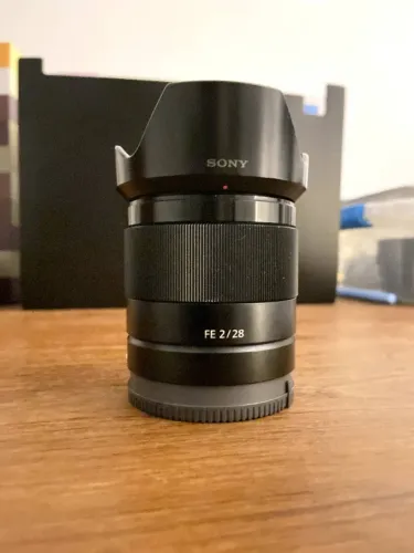 Lente sony 28mm f2.0 FE, estado de nova e sem fungos
