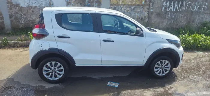 Fiat Mobi Like 1.0 Fire Flex 5P. 2024