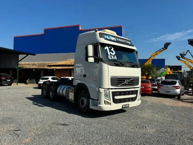 VOLVO GLOBETROTTER FH 460 6X4 2013