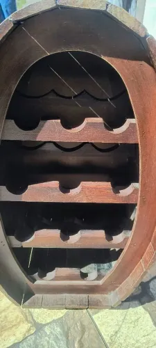 Adega de vinho de madeira 