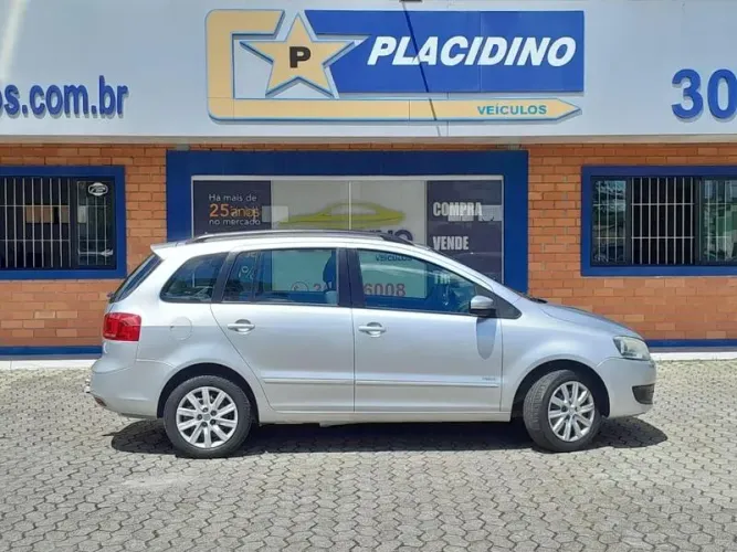 Volkswagen Spacefox 1.6/ 1.6 Trend Total Flex 8V 5P 2013