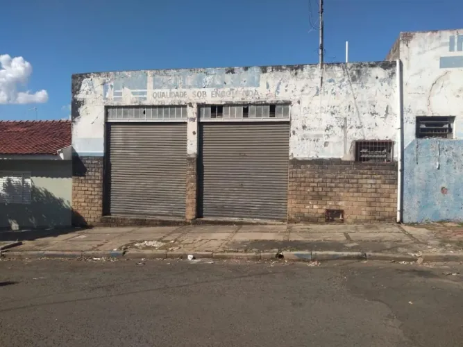 Barracão para alugar, 250 m² por R$ 1.200/mês - Canaã - Marília/SP