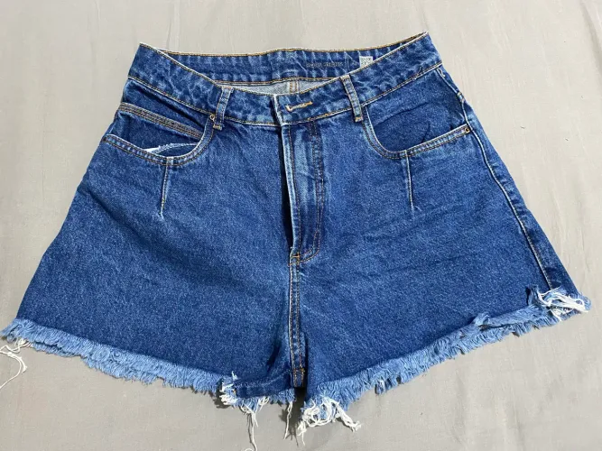 Short jeans feminino