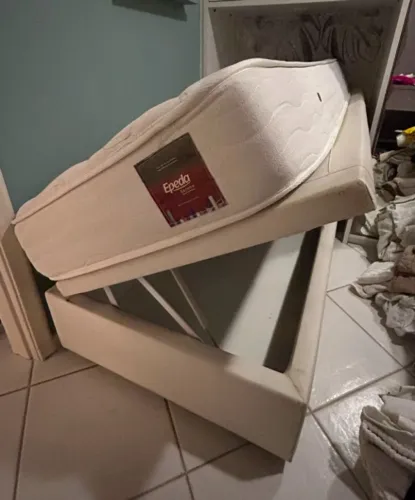 CAMA BOX BAÚ DE SOLTEIRO
