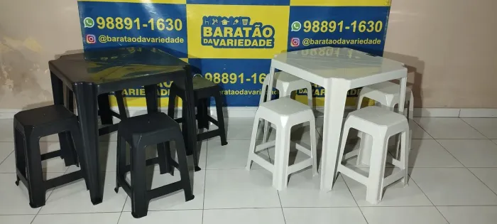 MEGA PROMOÇÃO JOGO DE MESA COM BANQUETAS PLASTICAS JESUS