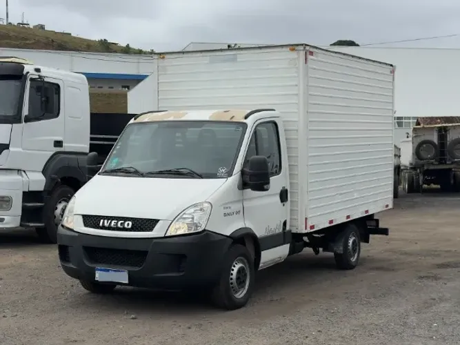Iveco Daily City 30s13 Chassi 2P (diesel) 2020