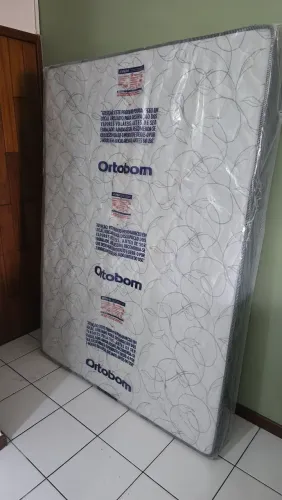 Colchão casal Ortobom novo