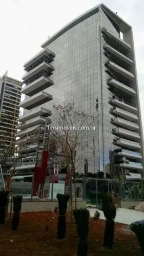 Excelente Sala Comercial para Locação na Faria Lima, São Paulo-SP: 1 Sala, 8 Banheiros, 36