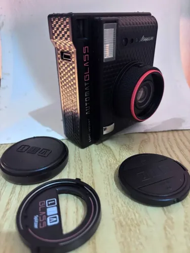 Camera Lomography Lomo'instant Automat