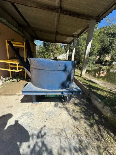Vende-se misturador de massa pra máquina de bloco
