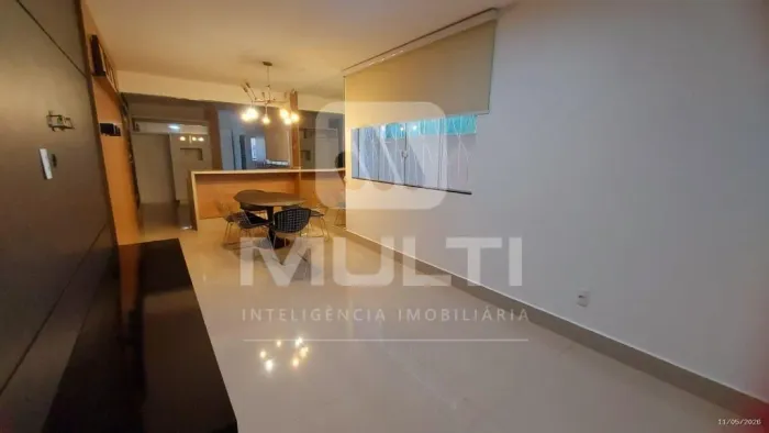 Casa - OSVALDO REZENDE