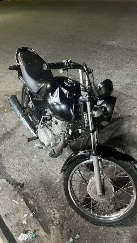 Vendo fam 125 KS com débito