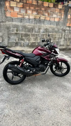 Moto bem conservada