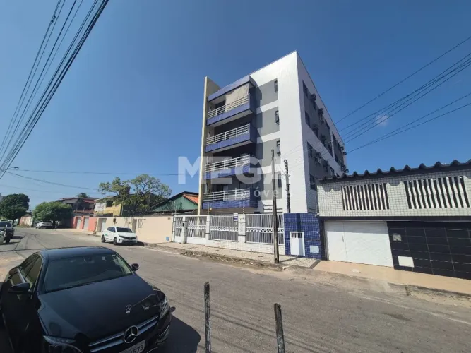 Apartamento com 2 quartos no bairro Parque Araxá em Fortaleza, CE