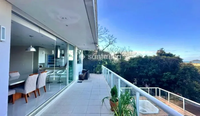 Casa com 3 suítes à venda, 350,00m² - Morro das Pedras - Florianópolis/SC