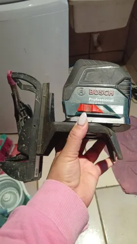 Laser da Bosch 300 pila