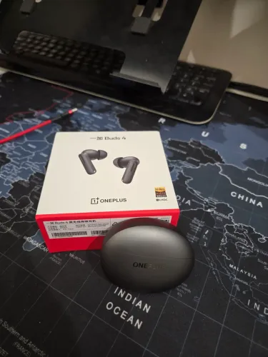 OnePlus Buds 4 - praticamente NOVO (Caixa Aberta)