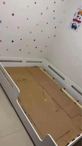 Cama de casal criança montessoriana  