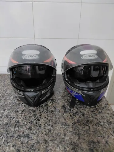 Capacete EBF modelo XTROY