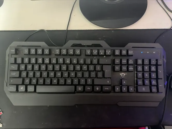 Teclado GXT 100%