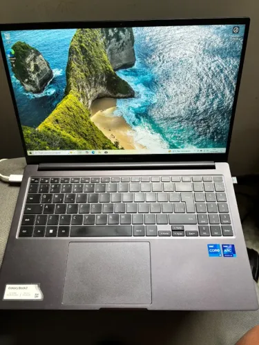 Samsung galaxybook 3