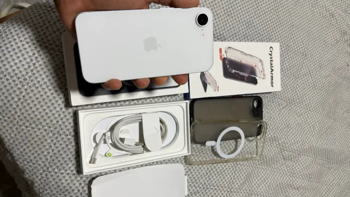 Iphone 16e, 256gb, bateria 100%
