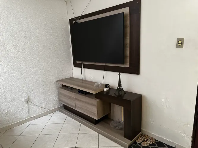 Rack e painel de TV