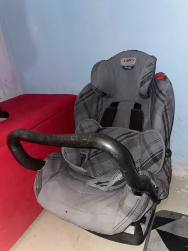 Cadeira para carro. 