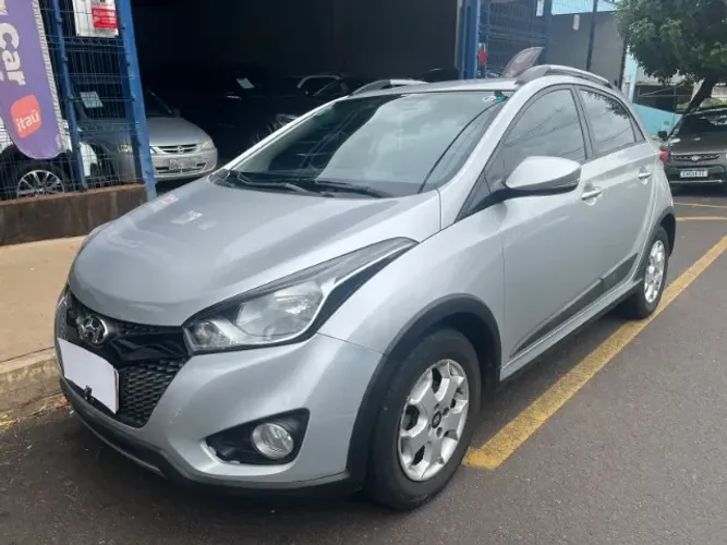 Hyundai HB20X Style 1.6 Flex 16V Aut. 2015