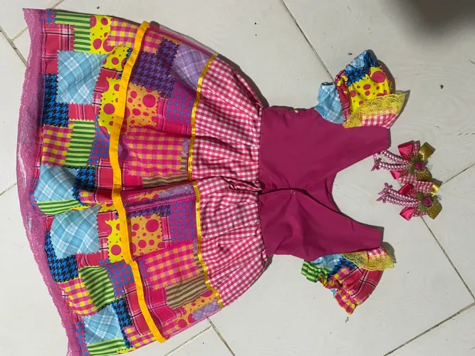 vestido junino com laço 4 ou 5 anos