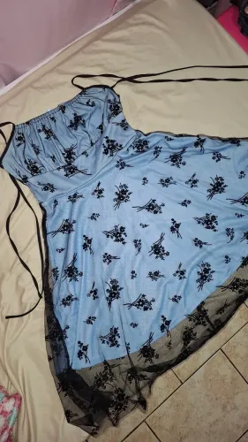 Vestido de festa azul com tule preto floral tamanho P