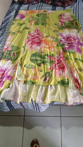 Vendo peças de roupas semi nova com valores apartir de 30 reais 