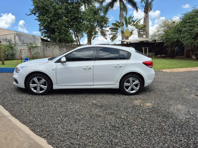 Chevrolet Cruze HB Sport LT 1.8 16V Flexp. 5P AUT 2015