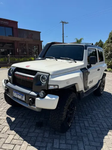 Troller T-4 XLT AT 2021