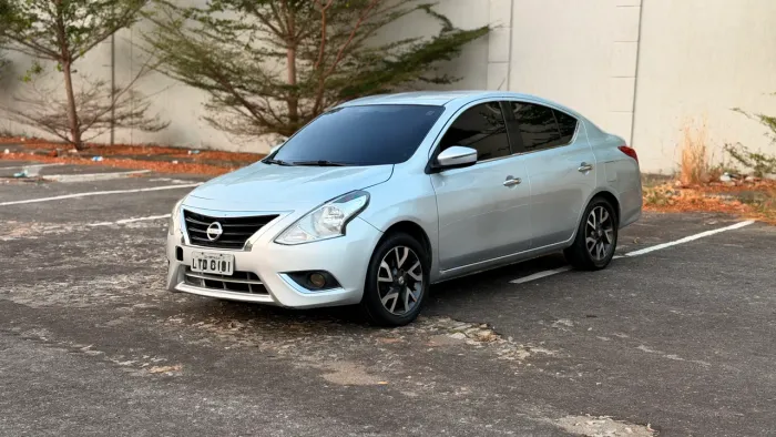 Nissan Versa Unique 1.6 16V Flex 4P Mec. 2016