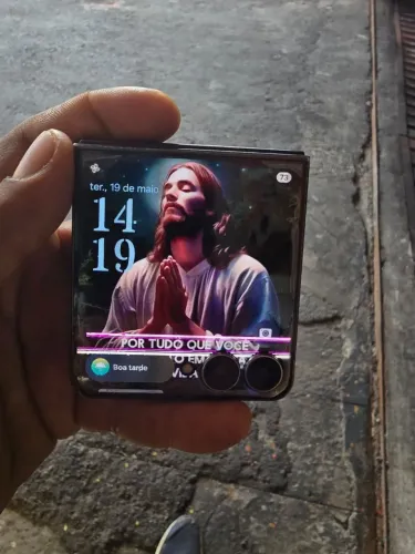 Samsung z flip 7 precisa trocar a tela principal 