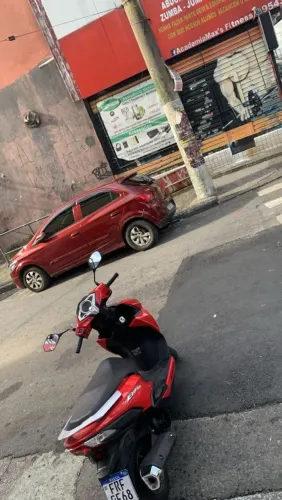 Honda elite segunda dona com 18.000 km
