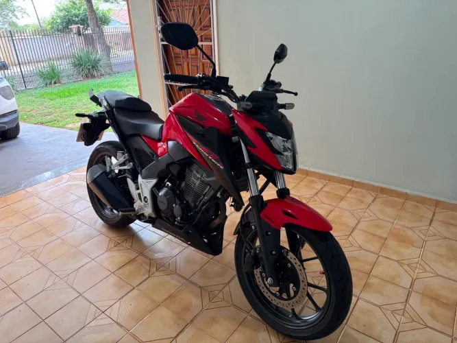 Honda CB300F Twister ABS 2024