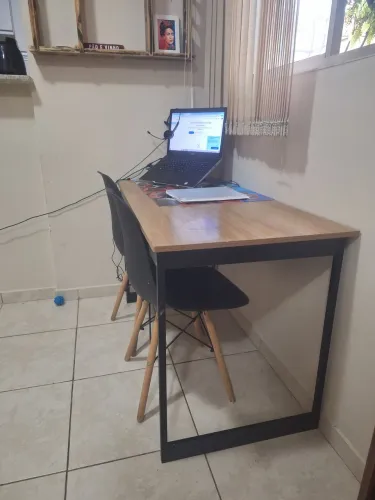 MESA INDUSTRIAL COM CADEIRAS