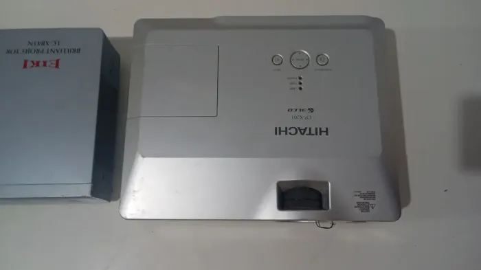 Projetor multimídia Hitachi