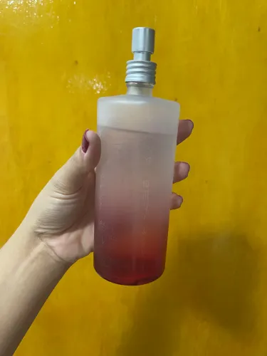 Vende-se perfume GRANADO de gengibre