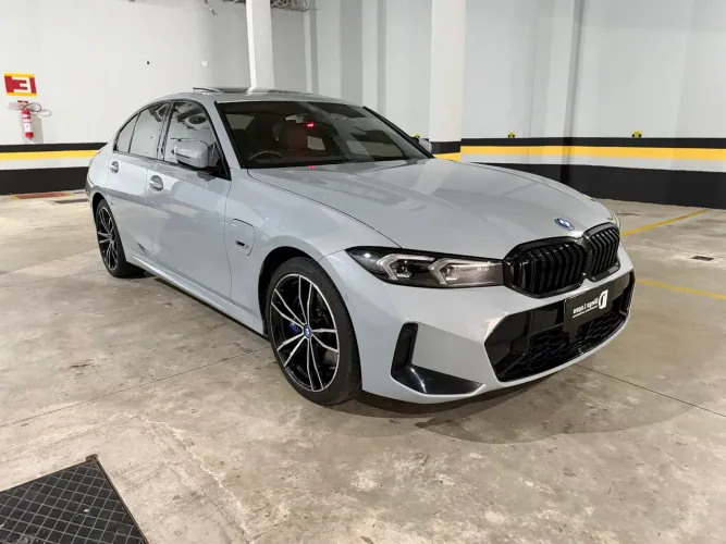 BMW 330E M Sport 2.0 Turbo Híbrido AU 2024