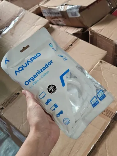 Organizador de fios e cabos. Whatsapp na descrição!