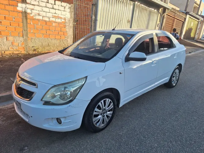 Chevrolet Cobalt LT 1.4 8V Flexpower/econoflex 4P 2013
