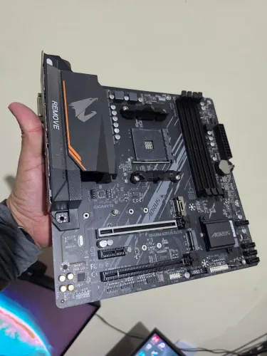 Placa mãe b550m aorus elite