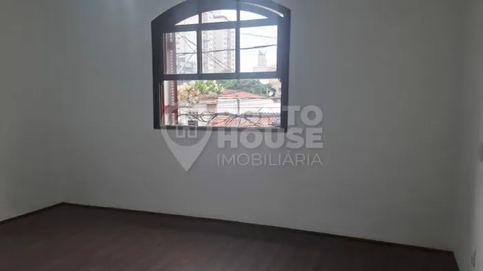 Sobrado à venda e locação na Vila Mariana, 2 dormitórios, 110m²,próximo ao metrô