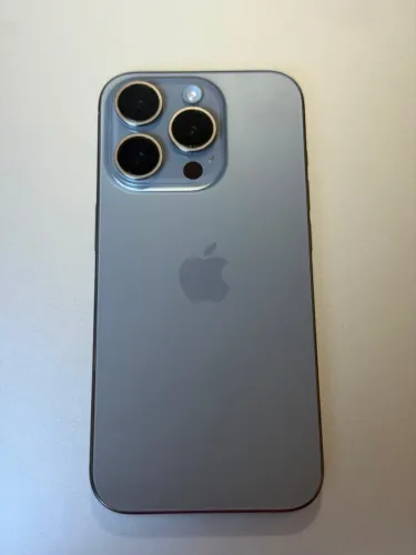 Vendo IPhone 15 Pro 128gb Azul