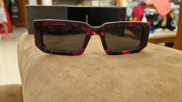 Óculos de Sol Prada Original Symbole PR 06YS - Impecável