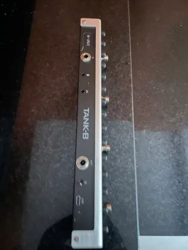 Pedal para contra baixo TANK B