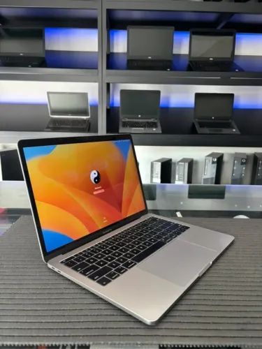 NOTEBOOK APPLE MACBOOK PRO 13 A1708 CORE i5 256GB SSD 8GB TELA 13.3"